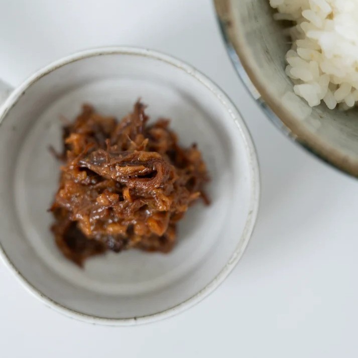 会員制ホテル料理長監修 湘南発クラフトフードブランド ちがさき牛の肉味噌（辛みあり）5個セット（100g×5／計500g） NIKU to MISO -BLACK LABEL-  THE SOUP FACTORY KOBUCON
